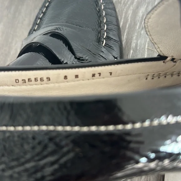 Cole Han loafers 8 - Picture 5 of 7